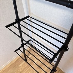 突っ張り壁面収納ラック収納棚　ニトリの画像