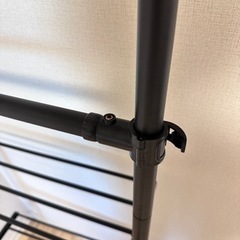 突っ張り壁面収納ラック収納棚　ニトリの画像