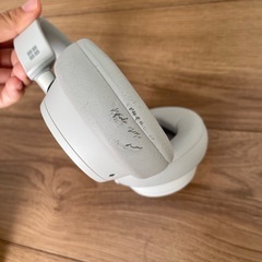 surface headphonesの画像