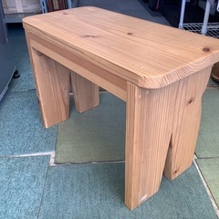 【リサイクルサービス八光】幅61.5㎝　カントリー家具　木製ベンチ・踏み台の画像