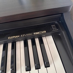 電子ピアノの画像
