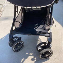 ベビーカー　コンビの画像