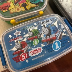 お弁当箱 トーマス トミカ の画像