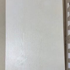 白　木目調ローテーブルの画像