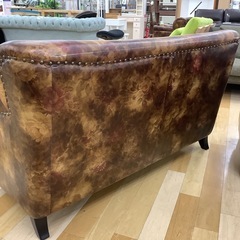 【お値下げしました！】スタッズ2人掛けソファ　入荷しました。の画像