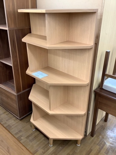 90分の無料軽トラック貸出サービス！マルヨシ民芸 コーナーハイシェルフ