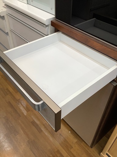 90分の無料軽トラック貸出サービス！河口家具製作所 食器棚