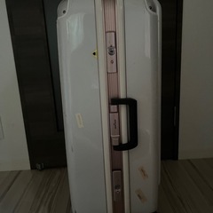 キャリーケースの画像
