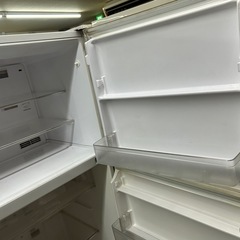 日立冷蔵庫の画像