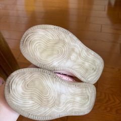 女の子用光る靴の画像