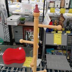 【ドリーム尾浜店】キッズポールハンガー　NA　 高さ(H)132cm× 幅(W)44cm× 奥行(D)44cmの画像