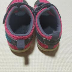 ASICS子供用スニーカー16cmの画像