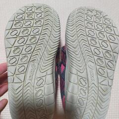 ASICS子供用スニーカー16cmの画像