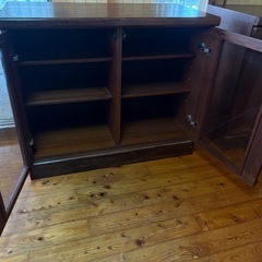 コスガ製 アンティーク木製キャビネット② ガラス戸付き ビンテージ家具 昭和レトロ 幅90cmの画像