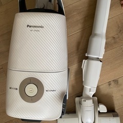 Panasonic 軽量　電気掃除機　の画像