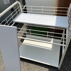 ①ラック（ホワイト）の画像