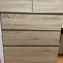 木目チェストの画像
