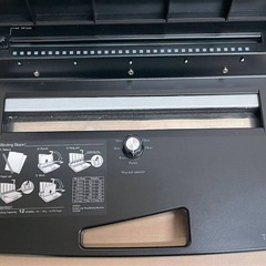 A4/34穴　ダブルループリング製本機　カール事務器 トジックル　TZ-W34の画像