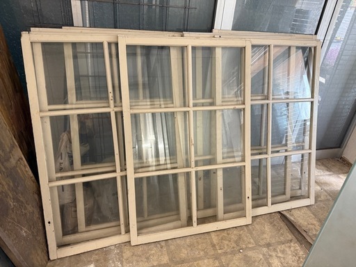 【値下げ】白いガラス引き戸７枚セット