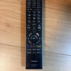 TOSHIBA 42型　液晶テレビ　東芝　リモコン付きの画像