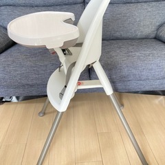 ベビービョルン BABYBJORN　ハイチェア　ハーネス付きの画像