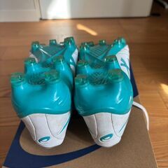 サッカーシューズ DS LIGHT X-FLY 5（26センチ）の画像