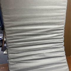 IKEA セミダブルマットレスの画像