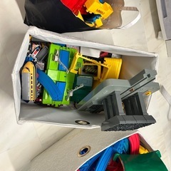 プラレール　買い物かご３個分