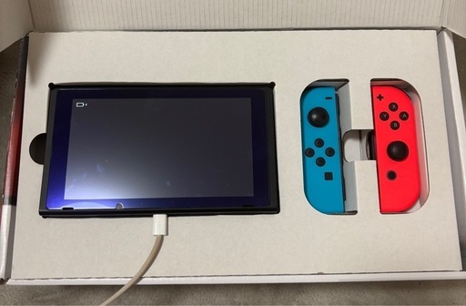 任天堂Switch 本体