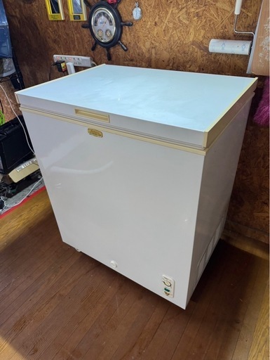 I0114   Abitelax アビテラックス　冷凍庫　冷凍ストッカー　フリーザー　145L 2011年　キャスター付き