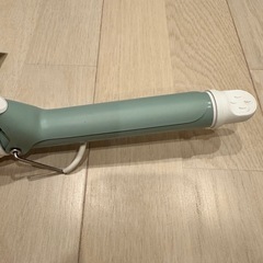 SALONIA　カールヘアアイロン 25mmチリーングリーン 限定色の画像