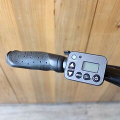 652)【川崎市から出品/美品/参考￥142,780】パナソニック ハリヤ BE-ELH342-B [マットナイト] + 専用充電器 外装7段変速 26型の画像