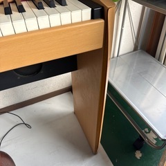 電子ピアノの画像