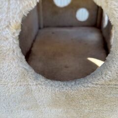 キャットタワー　【爪研ぎ麻全て交換済み】の画像