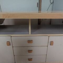 木製テーブル(キャスター付き)の画像