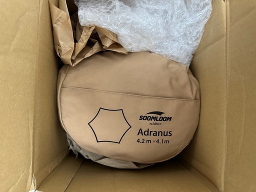 【返品済】
未使用 Soomloomヘキサタープ Adranus 4.2ｍｘ4.1ｍ 焚き火可 ポリコットンTC ファイアプレイス 遮熱性/耐火性/耐水性優れ