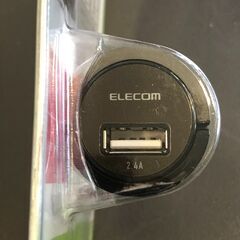 ☆【未使用保管品】急速充電 シガーソケット 充電 シガーチャージャー USBポート 12V/24V車対応 出力最大2.4A  ELECOM(NF250903) Zi-2112の画像