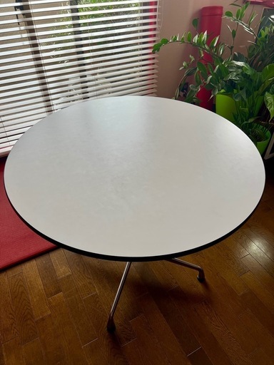 イームス　コントラクトベース丸テーブル