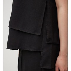 【AZUL BY MOUSSY 】リネンライクレイヤードノースリーブトップスの画像