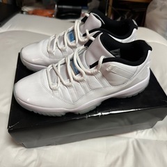 ナイキ ジョーダン11 レトロ ロー レジェンドブルー　Nike Air Jordan 11 Low Legend Blueの画像