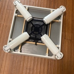【無料でお譲りします】こたつテーブル　60×60cmの画像