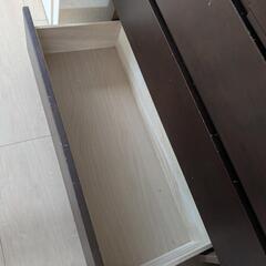衣装タンスの画像