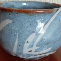 湯呑み茶碗の画像