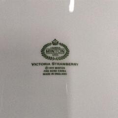 0903-210 皿　MINTON　VICTORIA STRAWBERRYの画像