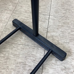 【ジモティー割引で最大15％OFF⭐️】 パイプハンガー 黒の画像