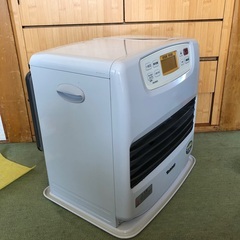 石油ファンヒーター   ダイニチ 中型サイズ  FW-4722LS  (23)  9.0Lタンク  2022年製　の画像