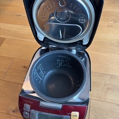 Panasonic製　スチームIH炊飯器の画像