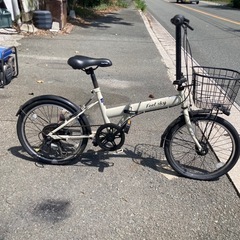 折りたたみ自転車２０インチ６段ギャの画像