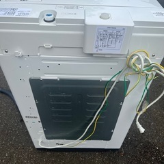 🉐洗濯機　22年　8キロの画像