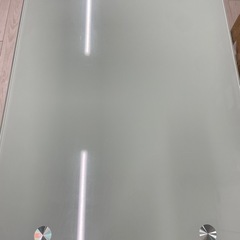 ニトリ　昇降式ガラステーブル  の画像